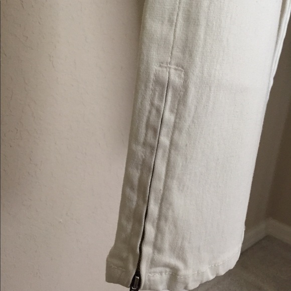 NWT white skinny jeans with zipper ankle - Picture 5 of 8